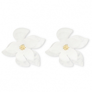 Trendy resin oorbellen / oorstekers bloem White-gold